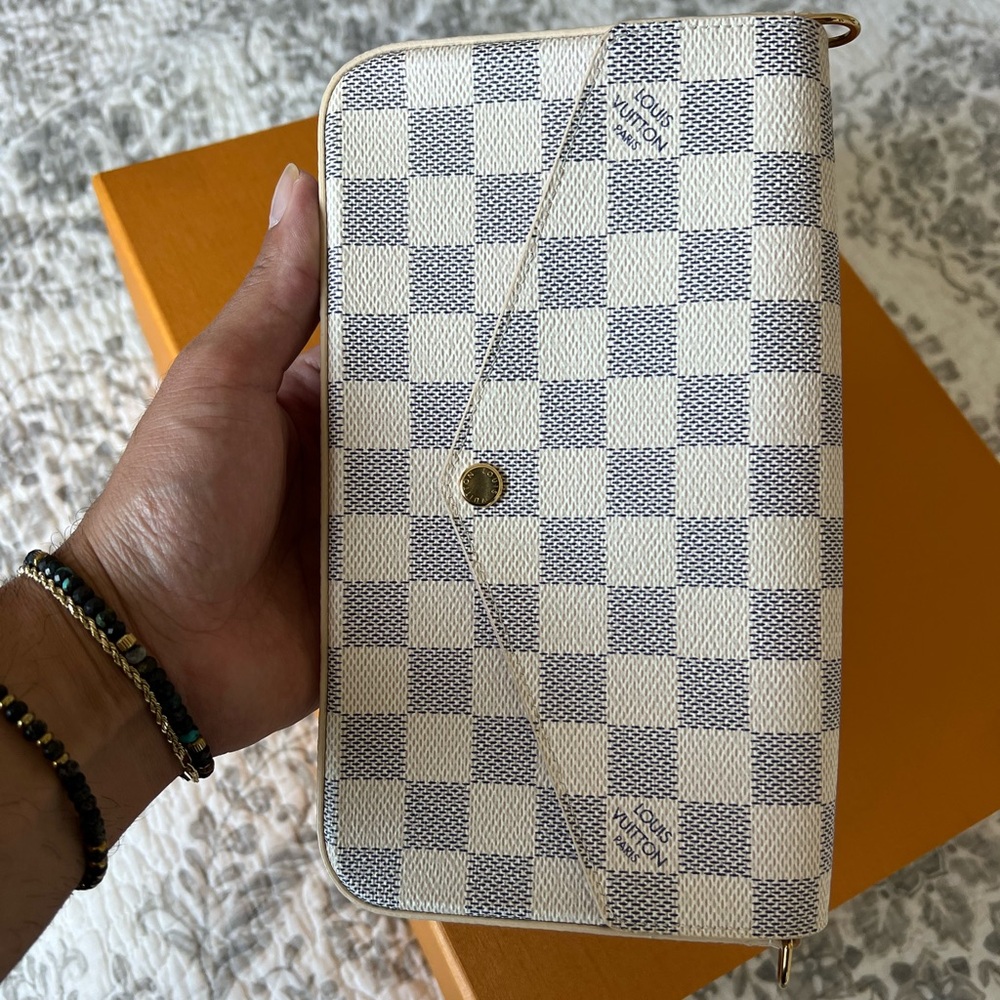 Louis Vuitton Pochette Felicie